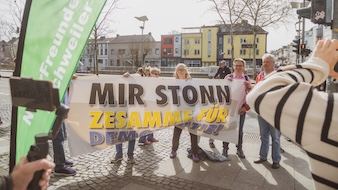 Menschenkette Innenstadt 21.03.2025 (c) Corinnna Bosselmann / COB24